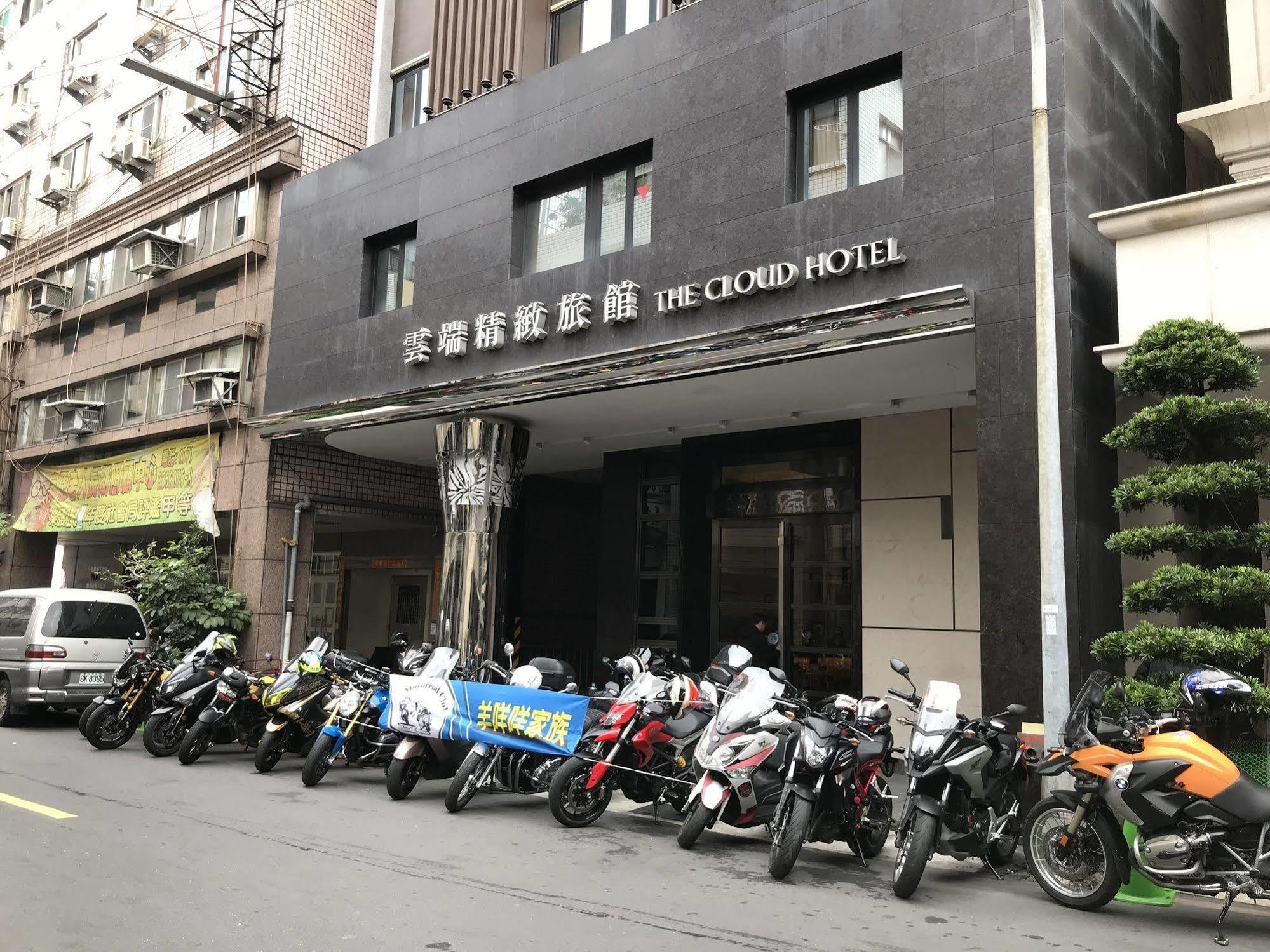The Cloud Hotel Kaohsiung Exterior photo