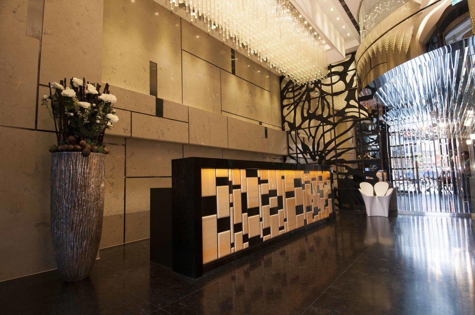 The Cloud Hotel Kaohsiung Exterior photo